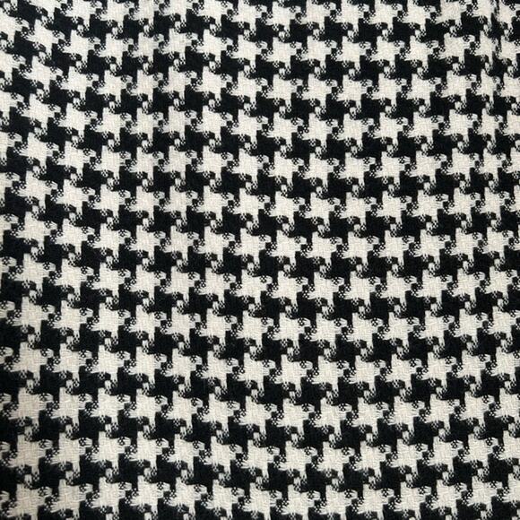 SUMMER SALE | Vintage J.G. Hook Black White Houndstooth Wool Skirt Size 12 - Picture 5 of 11
